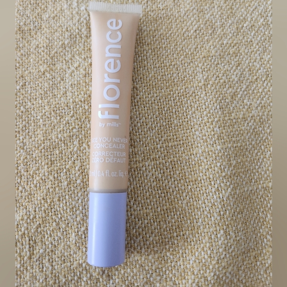 florence by mills See You Never Vegan Concealer 35 - Picture 1 of 2